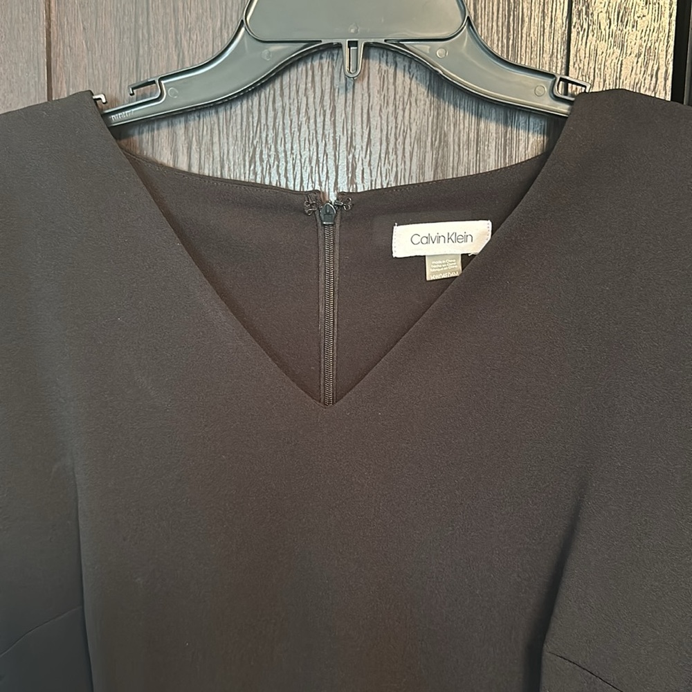 Calvin Klein Women’s Size 14W Black Dress with Quarter Length Sleeves w/ Pearls - Picture 4 of 5